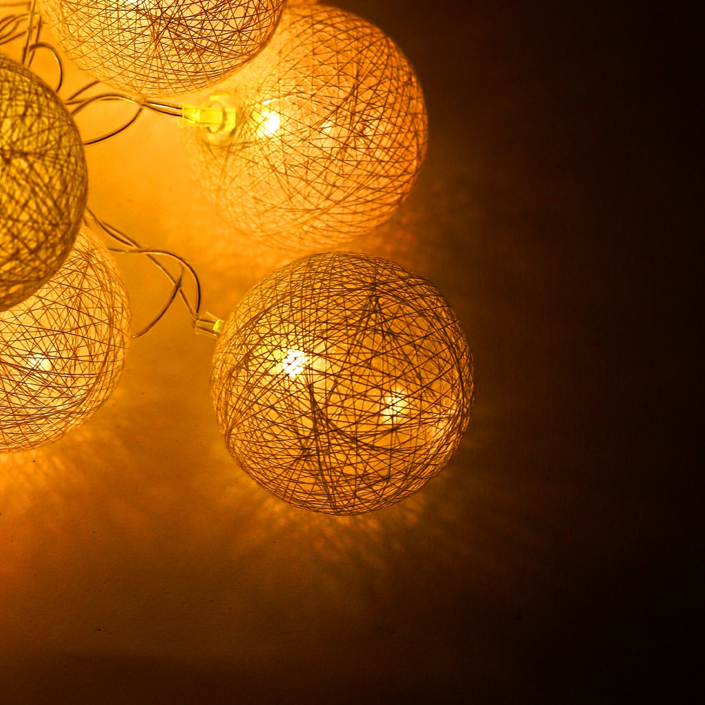 Lexton 16 Decorative Rattan Balls – Warm White Festival Lights