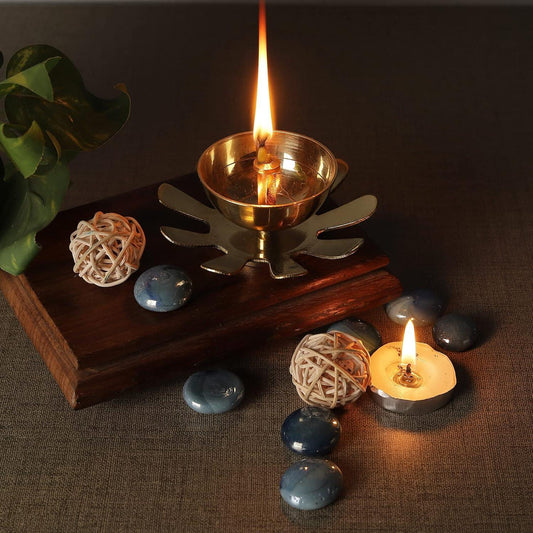 Klassic Lotus Petal Akhand Diya – Medium, Golden - iCraft by Eagle