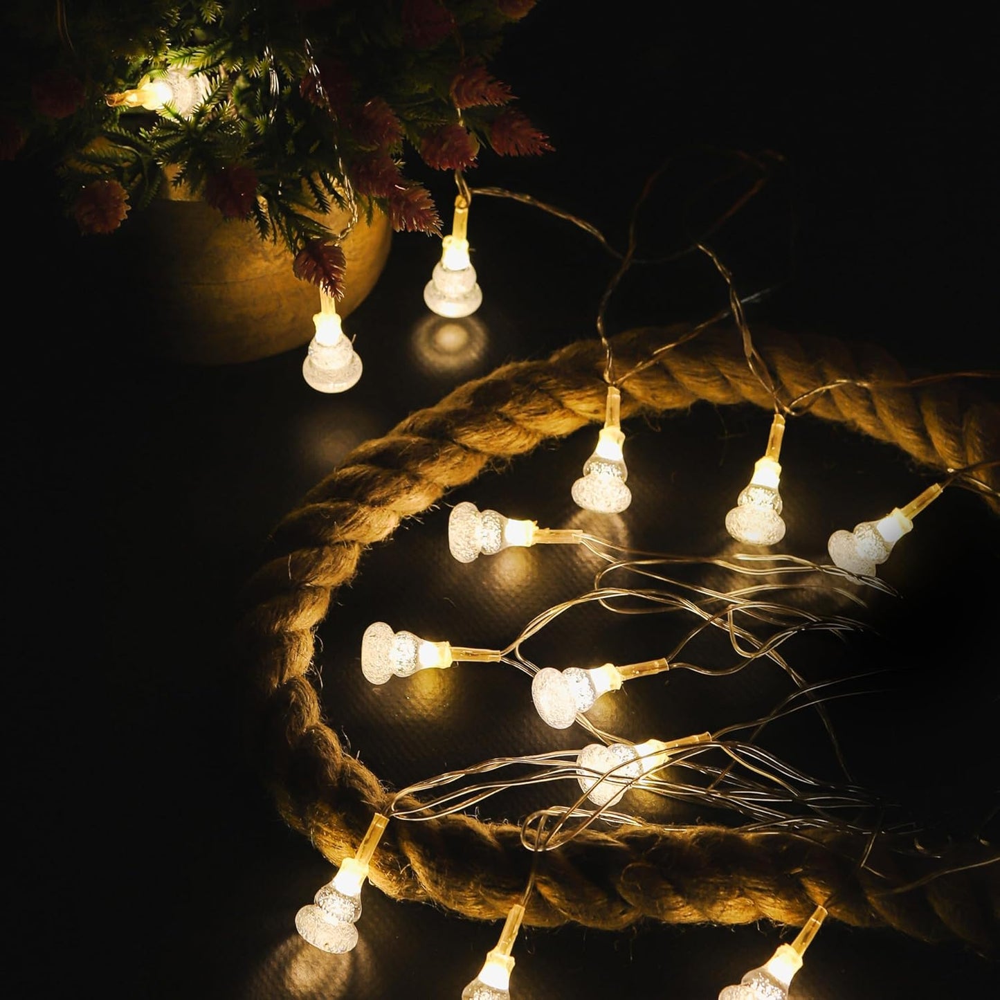 Lexton 14 Snow Ball LED String Light Warm White