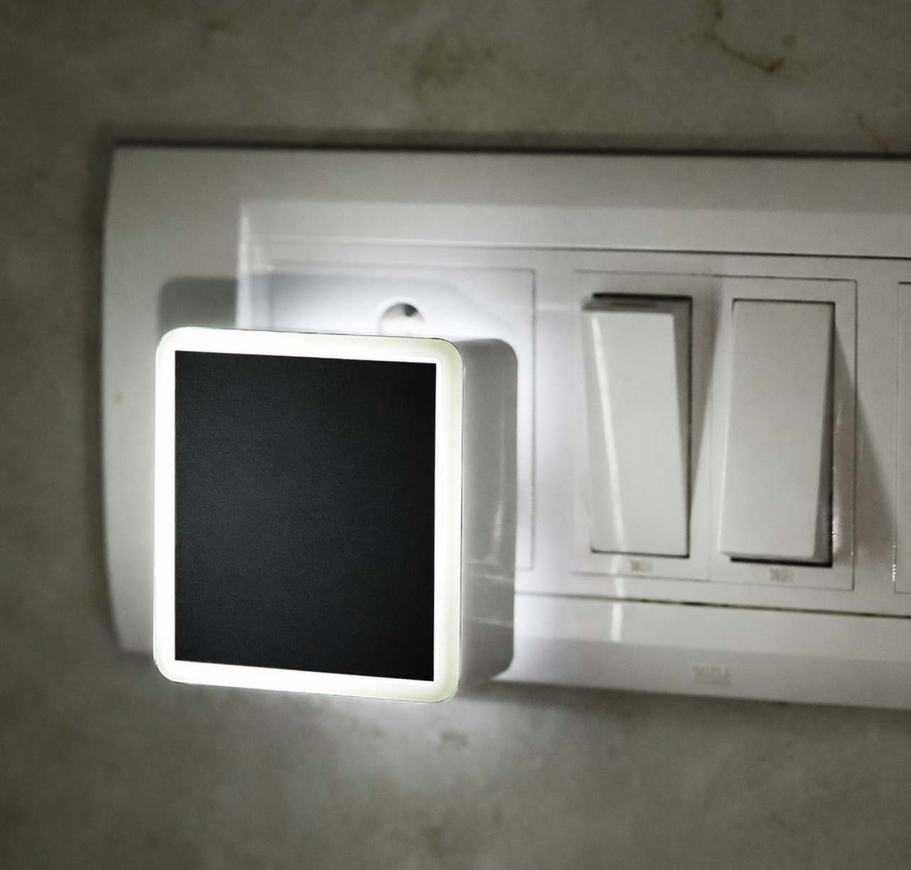 Lexton Custom Photo LED Night Lamp, 0.5W Warm White 2 Pin Plug-in Light