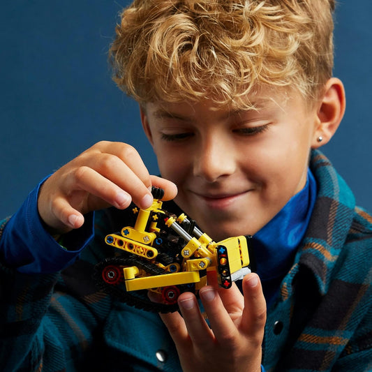 LEGO Technic Heavy-Duty Bulldozer Set 42163 (Box Condition Damaged, Product Fine)
