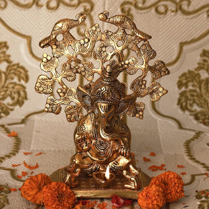 
                  
                    Klassic Lord Ganesh Idol with Good Design Diya Lamp | Diwali Diya, Durga Puja, Subh Labh Gift Temple Articles Decoration Antique Gifts (Pack of 1, Golden)
                  
                