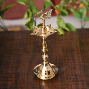 
                  
                    Klassic Brass Kerla Diya Samai 11 Inch Kerala Traditional Peacock Diya Oil Lamp Deepak Lamp Kutthu vilakku Panchmahal Deepam for Home Temple Pooja Diwali Indian Puja Articles
                  
                