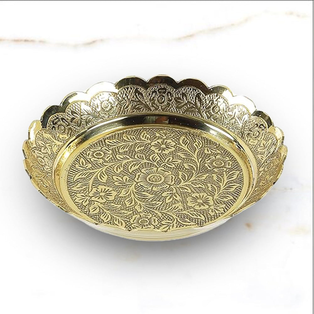 
                  
                    Klassic Brass Puja Thali/Bhog Thali with Flower Embossed Design for Mandir Home & Temple Decoration & Gifting (Gold, 4.25 Inch Diameter), 1 Pcs
                  
                
