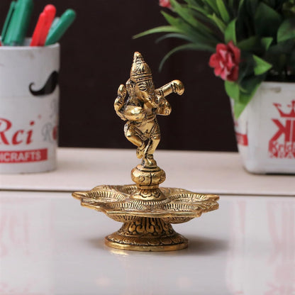 Klassic Antique Ganeshaji Metal Diya | Gold Plated 5 Batti Oil Lamp