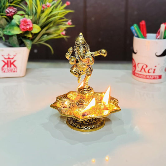 Klassic Antique Ganeshaji Metal Diya | Gold Plated 5 Batti Oil Lamp