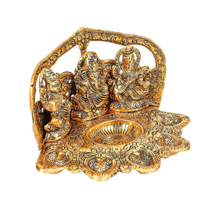 
                  
                    Klassic Laxmi Ganesh Saraswati Idol 5 Face Diya Oil Lamp Deepak Metal Showpiece Statue Traditional Diya for Diwali Puja , Home Decoration ( Pack of 1 , Gold )
                  
                