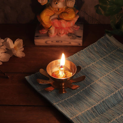 Klassic Lotus Petal Akhand Diya – Medium, Golden
