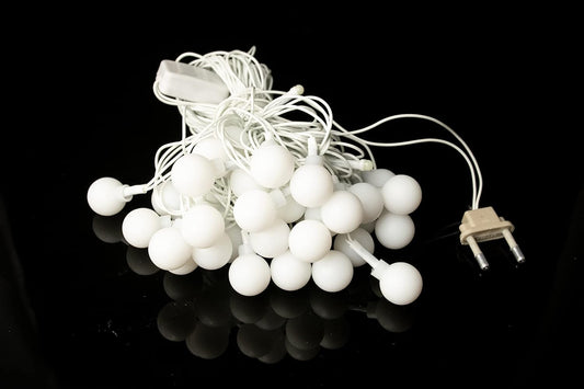 Lexton Milky Ball LED String Lights – 16 Bulbs, Warm White