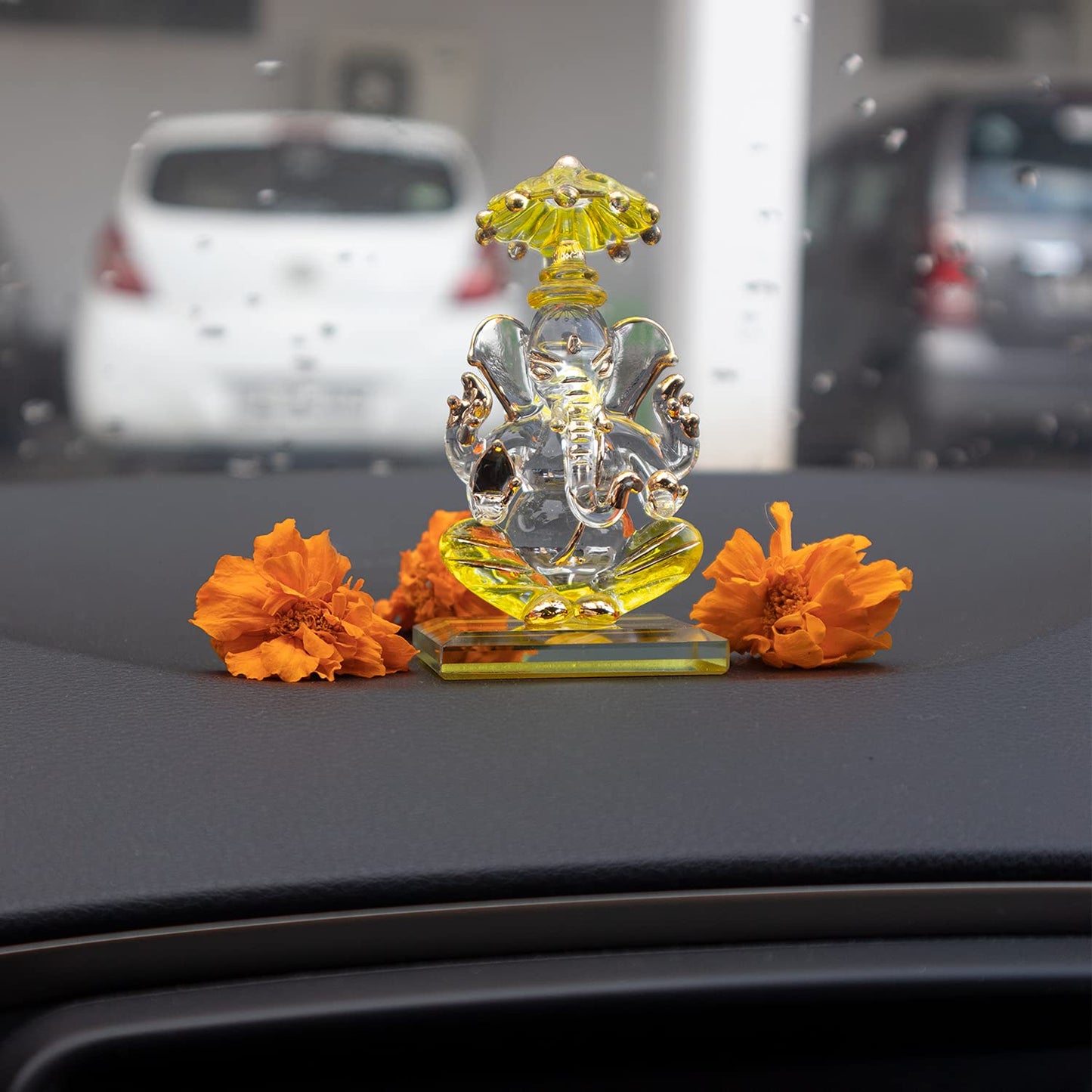 iCraft God Ganesh Sitting with Chakra Statue (Murti) Idol Showpiece Handmade of Crystal Glass by for Worship, Decoration, Car Dashboard, Gift (Yellow), Small