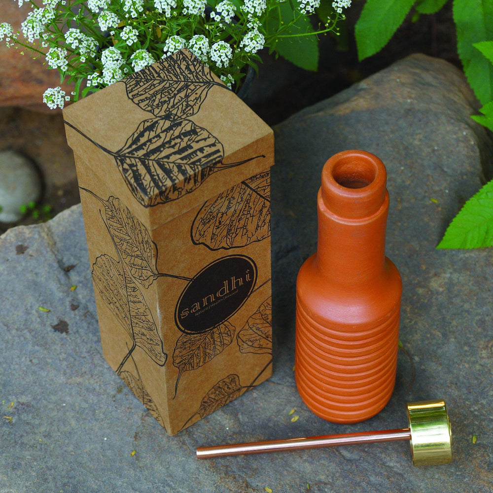 Sandhi Terracotta Bottle with copper rod 